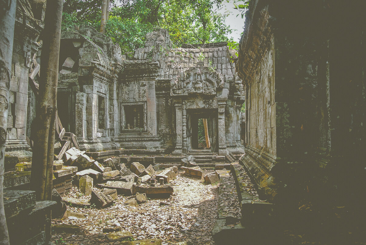 temples in siem reap Banteay Ampil